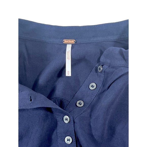 Free People Button Down Blouse Navy Bell Sleeve Long Sleeve Womens Medium Blouse - Picture 5 of 7